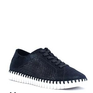 GC Shoes
Lex Lace-Up Sneaker Perforated